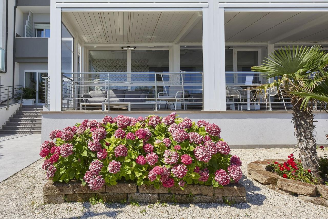 Hotel Tritone Senigallia Exterior photo