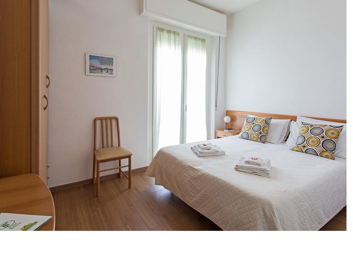 Hotel Tritone Senigallia Exterior photo